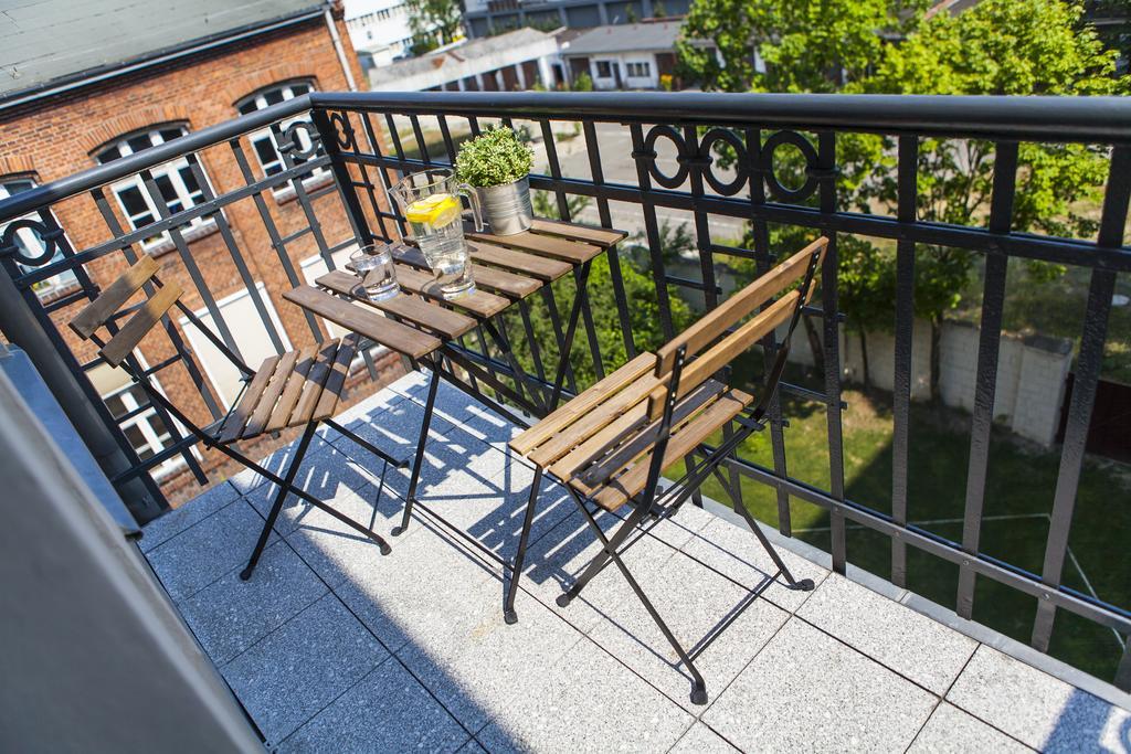 Homewell Apartments Pod Szczerbatym พอซนาน ภายนอก รูปภาพ