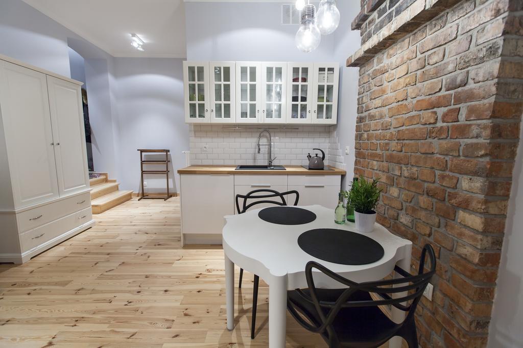 Homewell Apartments Pod Szczerbatym พอซนาน ห้อง รูปภาพ